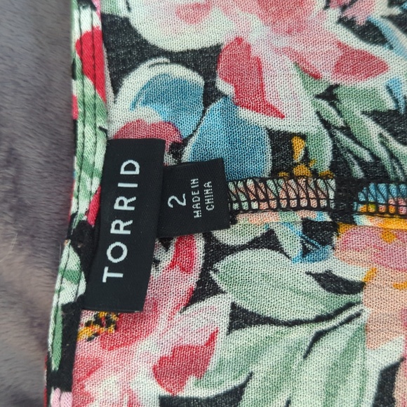 Torrid Tunic Top - Picture 4 of 4